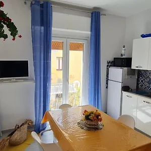 la-siciliana-trapani-apartment.sicilyhotelsitaly.net/